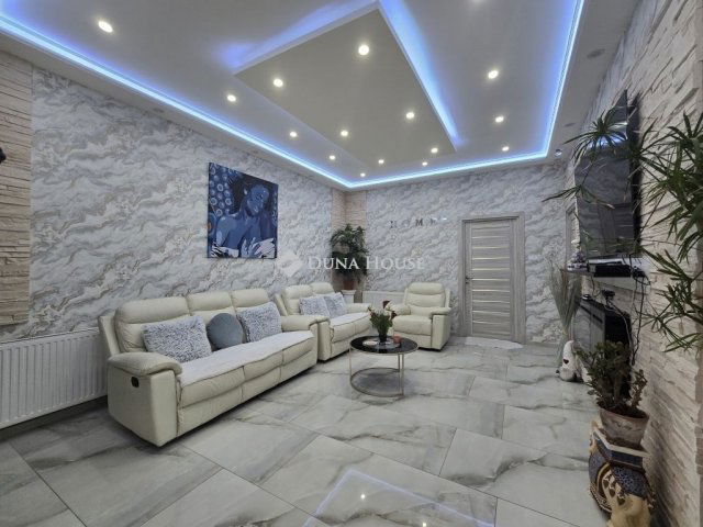 Eladó családi ház, Budapesten, XIX. kerületben 129.9 M Ft