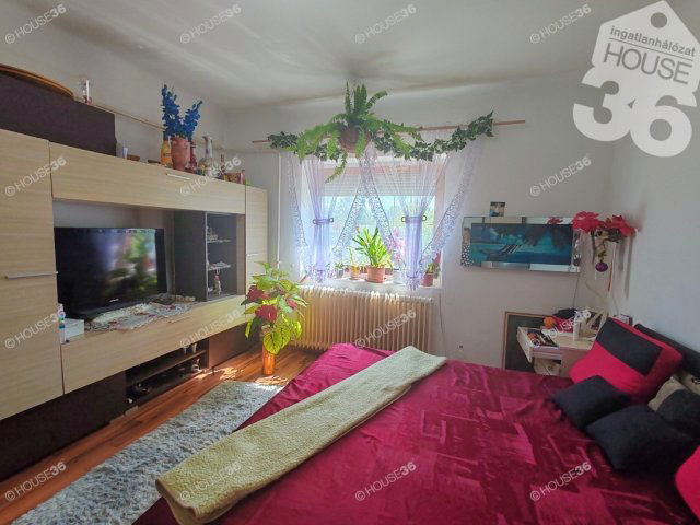 Eladó családi ház, Kecskeméten 53.9 M Ft, 3 szobás