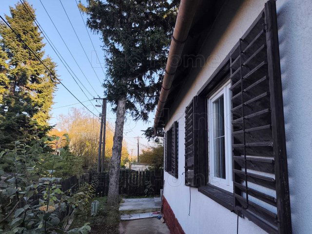 Eladó családi ház, Balatonalmádiban 75 M Ft, 7 szobás