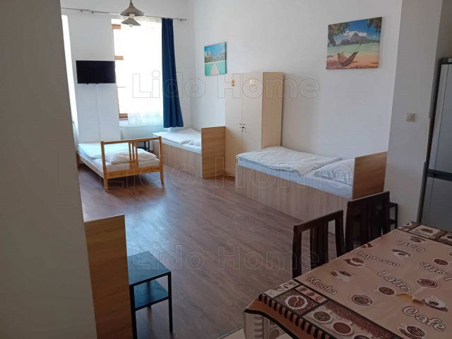 Eladó téglalakás, Győrött 89 M Ft, 3 szobás