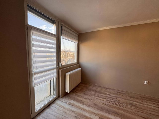 Eladó téglalakás, Kazincbarcikán, Tavasz utcában 20.5 M Ft