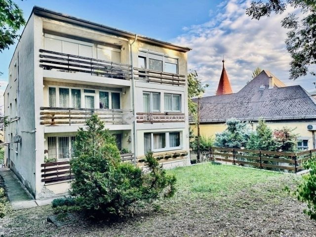 Eladó téglalakás, Budapesten, II. kerületben 135 M Ft, 3 szobás