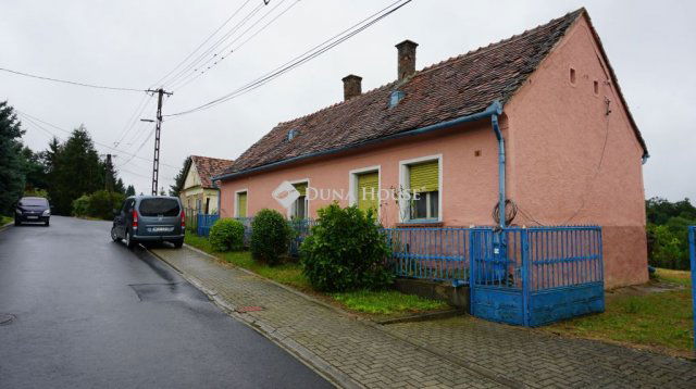 Eladó családi ház, Nagypálin 9.9 M Ft, 2 szobás