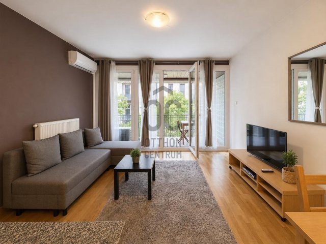Eladó téglalakás, Budapesten, VII. kerületben, Kazinczy utcában