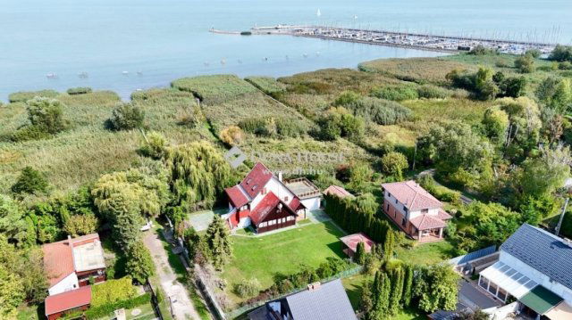 Eladó családi ház, Balatonfenyvesen 430 M Ft, 4 szobás