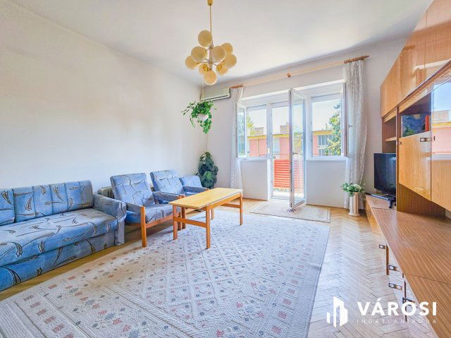 Eladó téglalakás, Szegeden 45 M Ft, 2 szobás