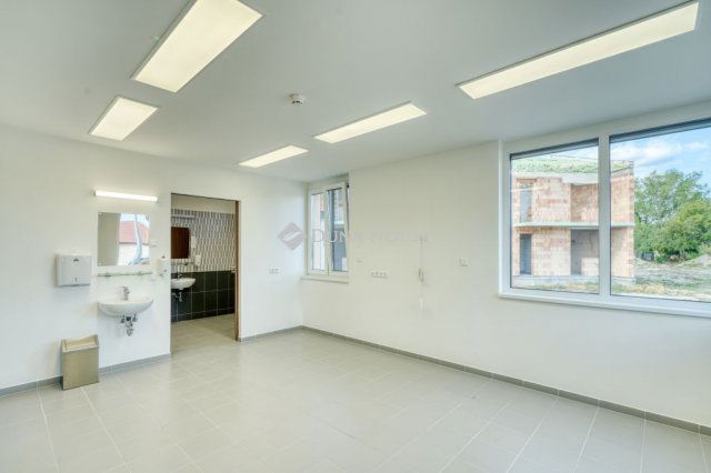 Eladó téglalakás, Mórahalmon 46.408 M Ft, 2 szobás