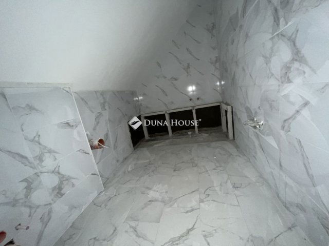 Eladó téglalakás, Fertőszentmiklóson, Béke utcában 74.9 M Ft