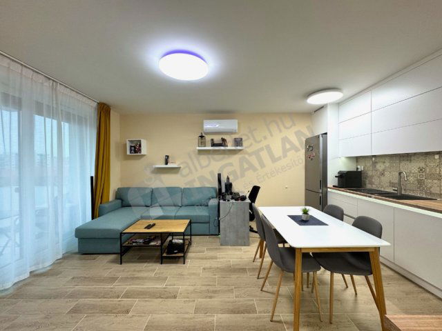 Kiadó téglalakás, albérlet, Budapesten, X. kerületben, 2 szobás