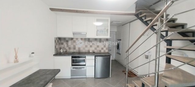 Kiadó téglalakás, albérlet, Gyöngyösön, Batthyány Lajos utcában