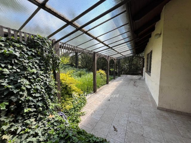 Eladó családi ház, Győrött 125.9 M Ft, 5 szobás