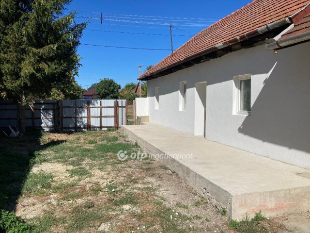 Eladó családi ház, Edelényben 15.5 M Ft, 2 szobás