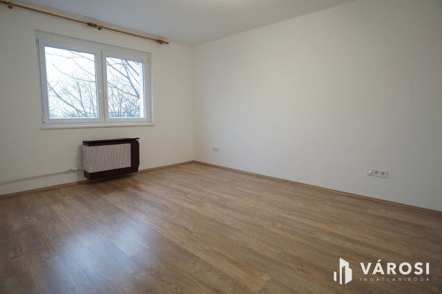 Kiadó téglalakás, albérlet, Nagykanizsán 100 E Ft / hó