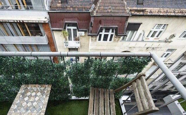 Eladó téglalakás, Budapesten, VI. kerületben 159.9 M Ft