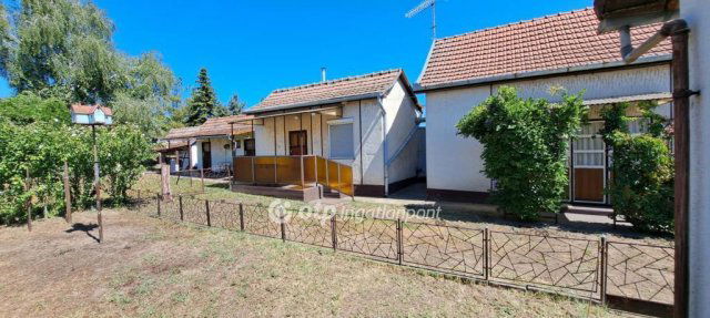 Eladó családi ház, Hosszúpályin 24.95 M Ft, 2 szobás