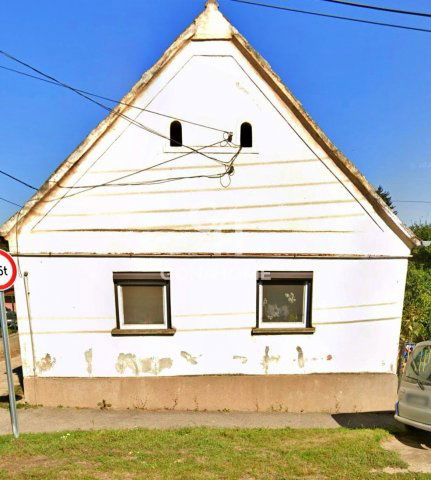 Eladó családi ház, Nemesvámoson 69.9 M Ft, 3 szobás