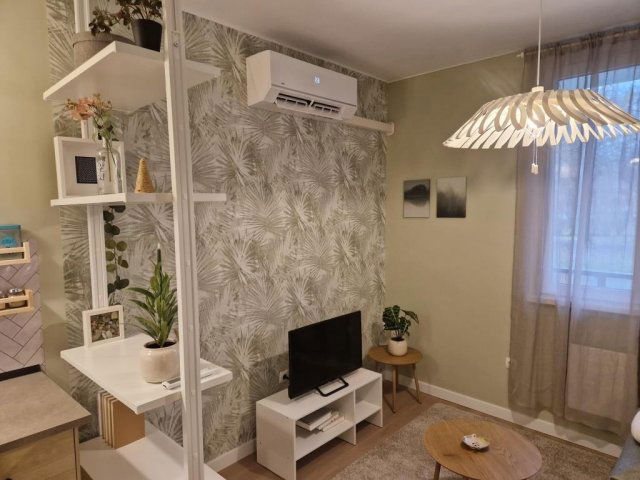 Eladó téglalakás, Kaposváron 45.8 M Ft, 1+2 szobás