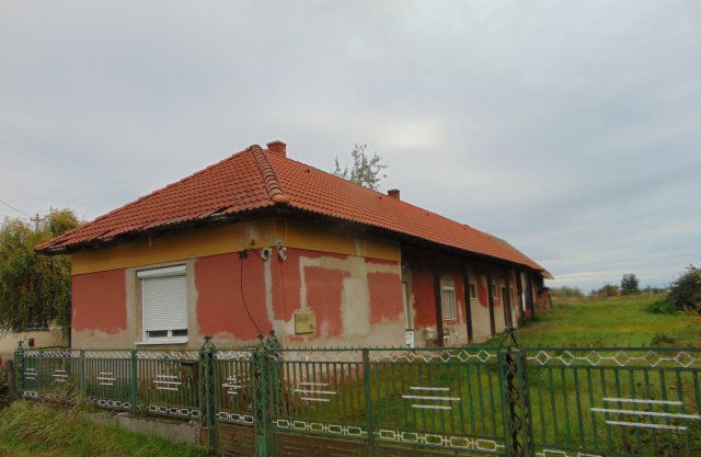 Eladó családi ház, Nagybajomban, Kunmajor utcában 7.8 M Ft