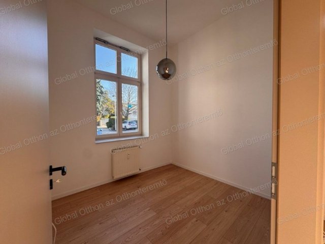 Eladó téglalakás, Mosonmagyaróváron 49.5 M Ft