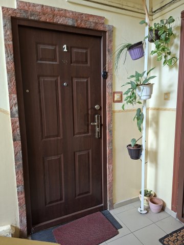 Eladó panellakás, Dorogon 47.99 M Ft, 3 szobás