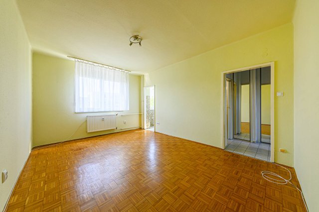 Eladó téglalakás, Budapesten, IX. kerületben 42.9 M Ft, 1 szobás