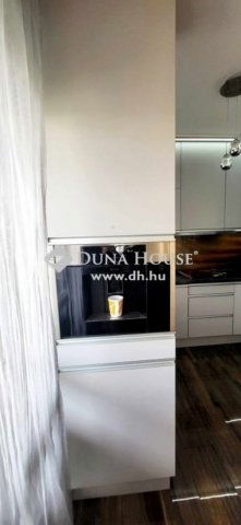 Eladó téglalakás, Budapesten, XV. kerületben 145 M Ft, 4 szobás