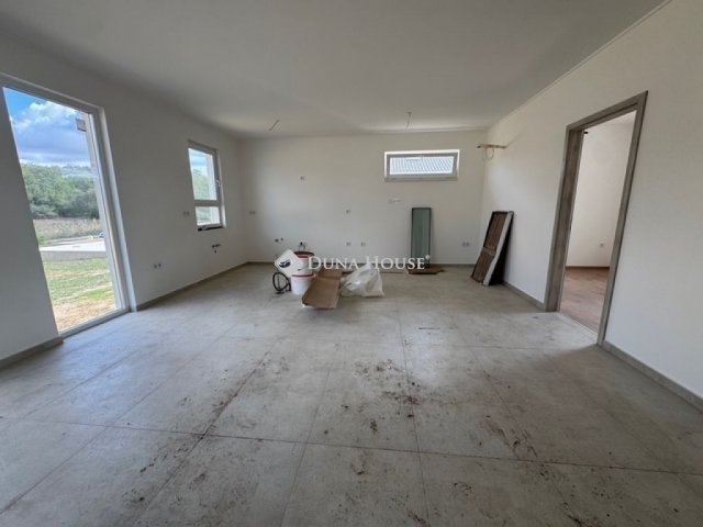 Eladó családi ház, Kecskeméten 83.9 M Ft, 4 szobás