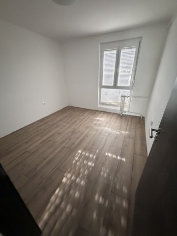 Eladó panellakás, Pakson 51 M Ft, 2 szobás / költözzbe.hu