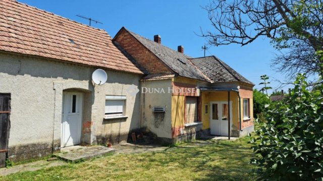 Eladó családi ház, Sümegcsehin 17 M Ft, 2 szobás