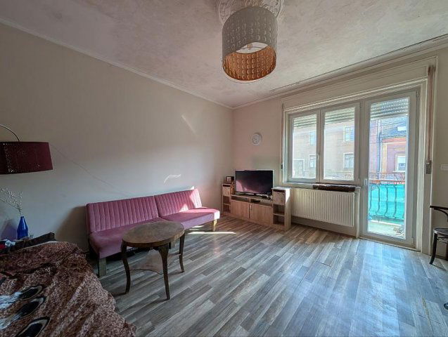 Eladó téglalakás, Budapesten, IV. kerületben 110 M Ft