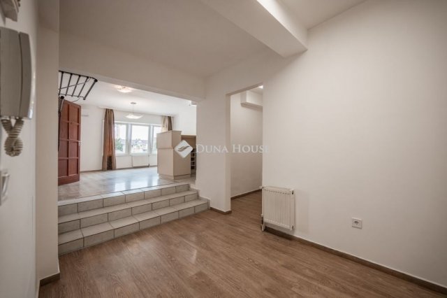 Eladó téglalakás, Budapesten, XVIII. kerületben 63.9 M Ft