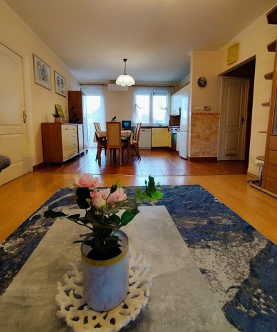 Eladó téglalakás, Szegeden 88.9 M Ft, 3+1 szobás