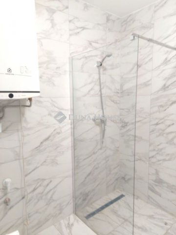 Eladó téglalakás, Kiskőrösön 68.19 M Ft, 3 szobás