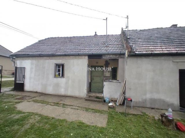 Eladó családi ház, Nagyorosziban 20 M Ft, 3 szobás