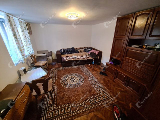 Eladó családi ház, Mosonmagyaróváron 39.9 M Ft, 4 szobás