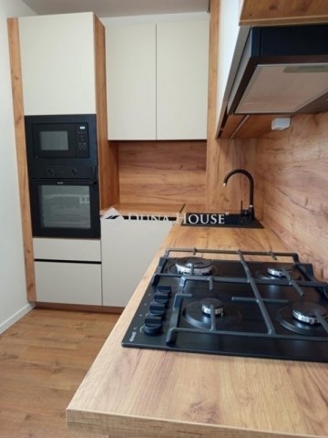 Eladó panellakás, Pécsett 54.9 M Ft, 2 szobás