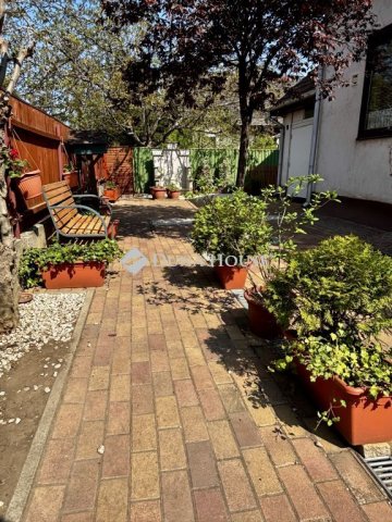 Eladó családi ház, Debrecenben 96 M Ft, 5 szobás