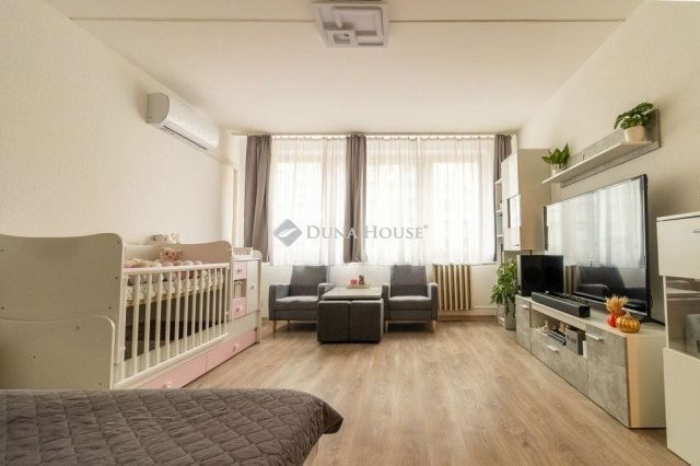 Eladó panellakás, Budapesten, X. kerületben 65 M Ft, 2 szobás