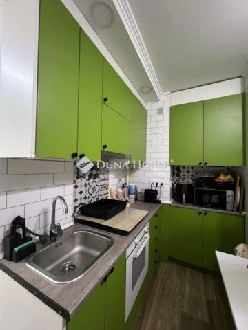 Eladó panellakás, Budapesten, XV. kerületben 68 M Ft, 2 szobás