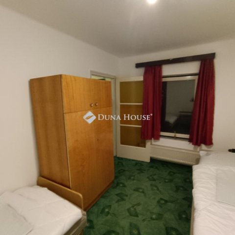 Kiadó családi ház, albérlet, Kecskeméten 180 E Ft / hó