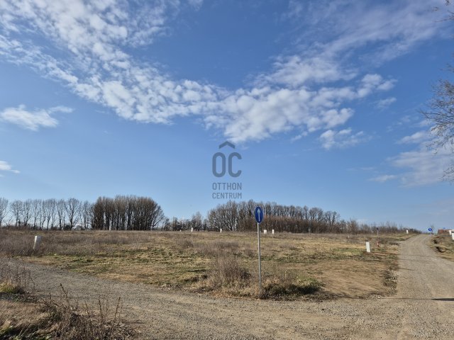 Eladó telek, Tiszafüreden 25.4 M Ft / költözzbe.hu