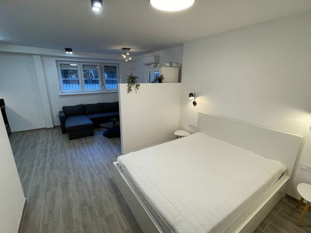 Eladó téglalakás, Budapesten, VII. kerületben, Madách Imre úton