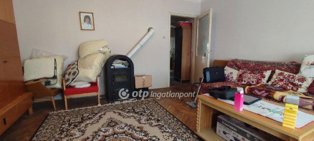 Eladó családi ház, Kispiriten 15.9 M Ft, 4 szobás