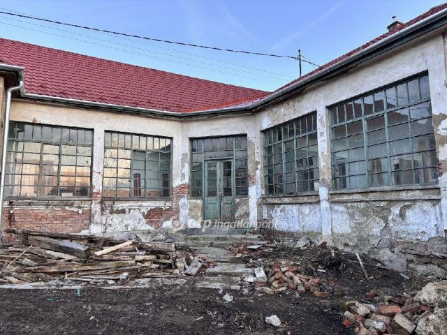 Eladó családi ház, Bélapátfalván 34.2 M Ft, 8 szobás