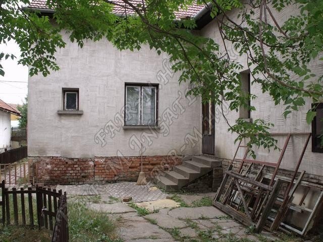 Eladó családi ház, Hódmezővásárhelyen 17.5 M Ft, 6 szobás