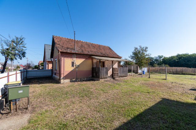 Eladó családi ház, Nyíradonyban 13.5 M Ft, 1 szobás