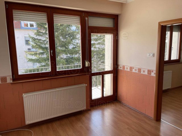 Kiadó téglalakás, albérlet, Hévízen 195 E Ft / hó, 7+1 szobás
