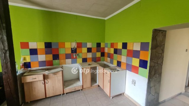 Eladó családi ház, Bélapátfalván 31 M Ft, 2 szobás