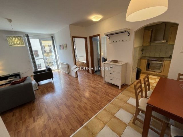 Eladó téglalakás, Budapesten, IX. kerületben 85 M Ft, 2 szobás