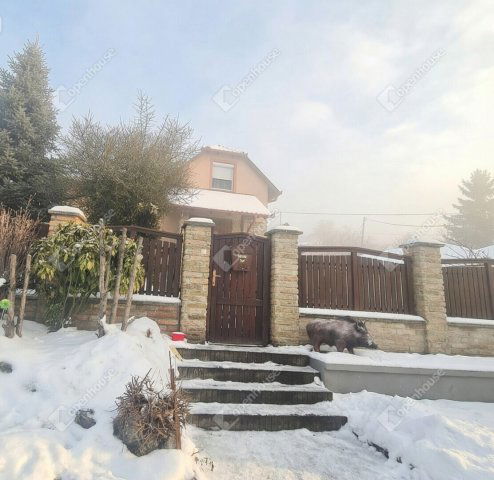 Eladó családi ház, Győrújbaráton 129 M Ft, 4 szobás